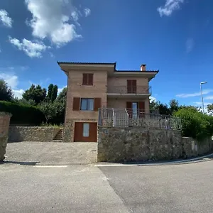 Apartment La Pineta Montalcino
